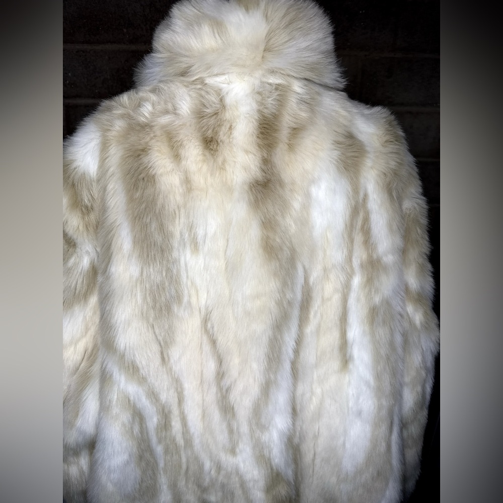 Donna Salyers Fabulous-Furs Ivory Faux Fur Coat Women’s 3X Plush Winter Jacket - Picture 9 of 13